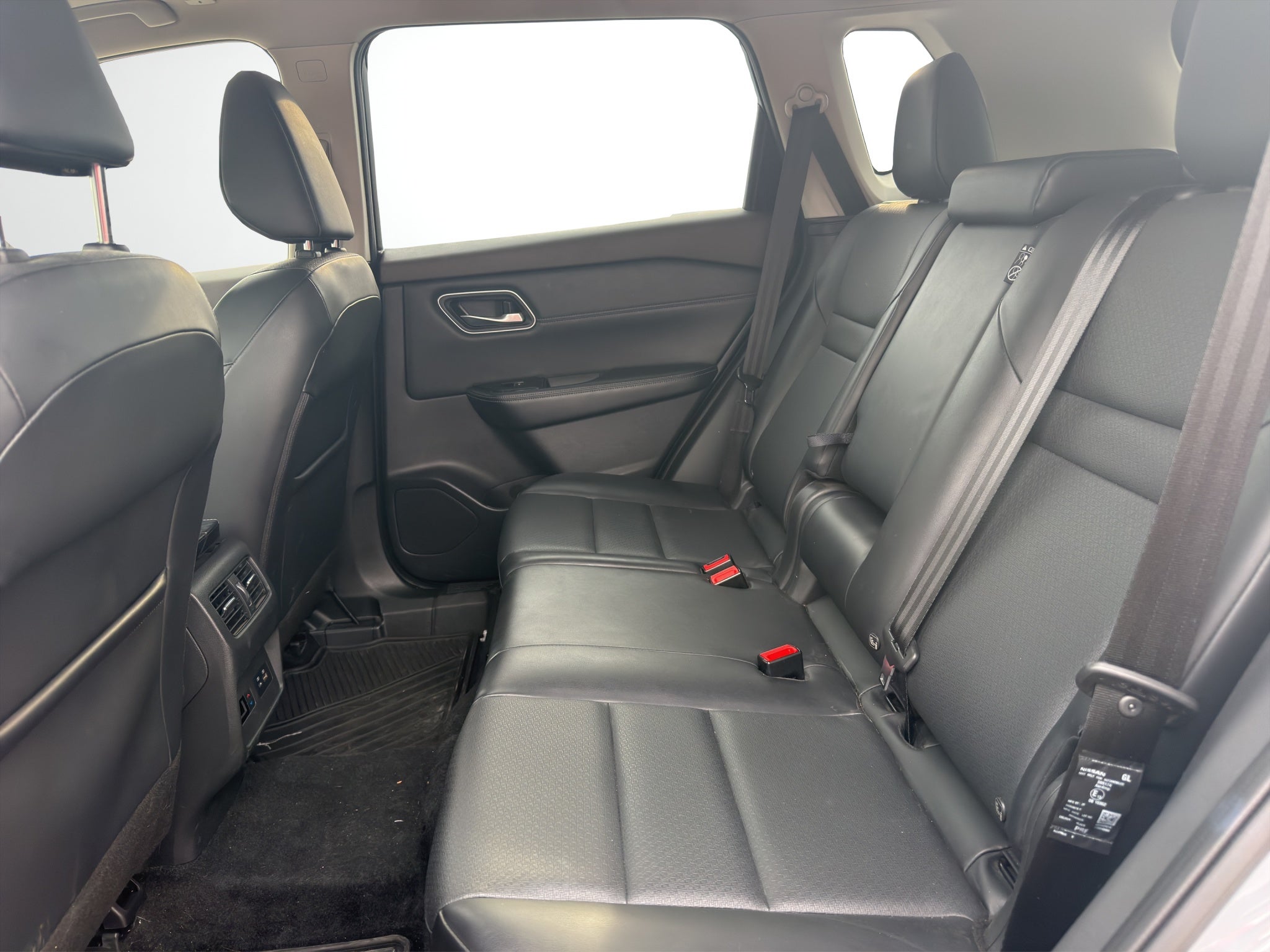 2025 Nissan X-TRAIL 5P PLATINUM E.POWER HEV L31.5 AUT
