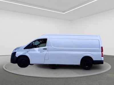 2022 Toyota HIACE 4 PTS DX SUPERLARGA TM5 CVENTANAS
