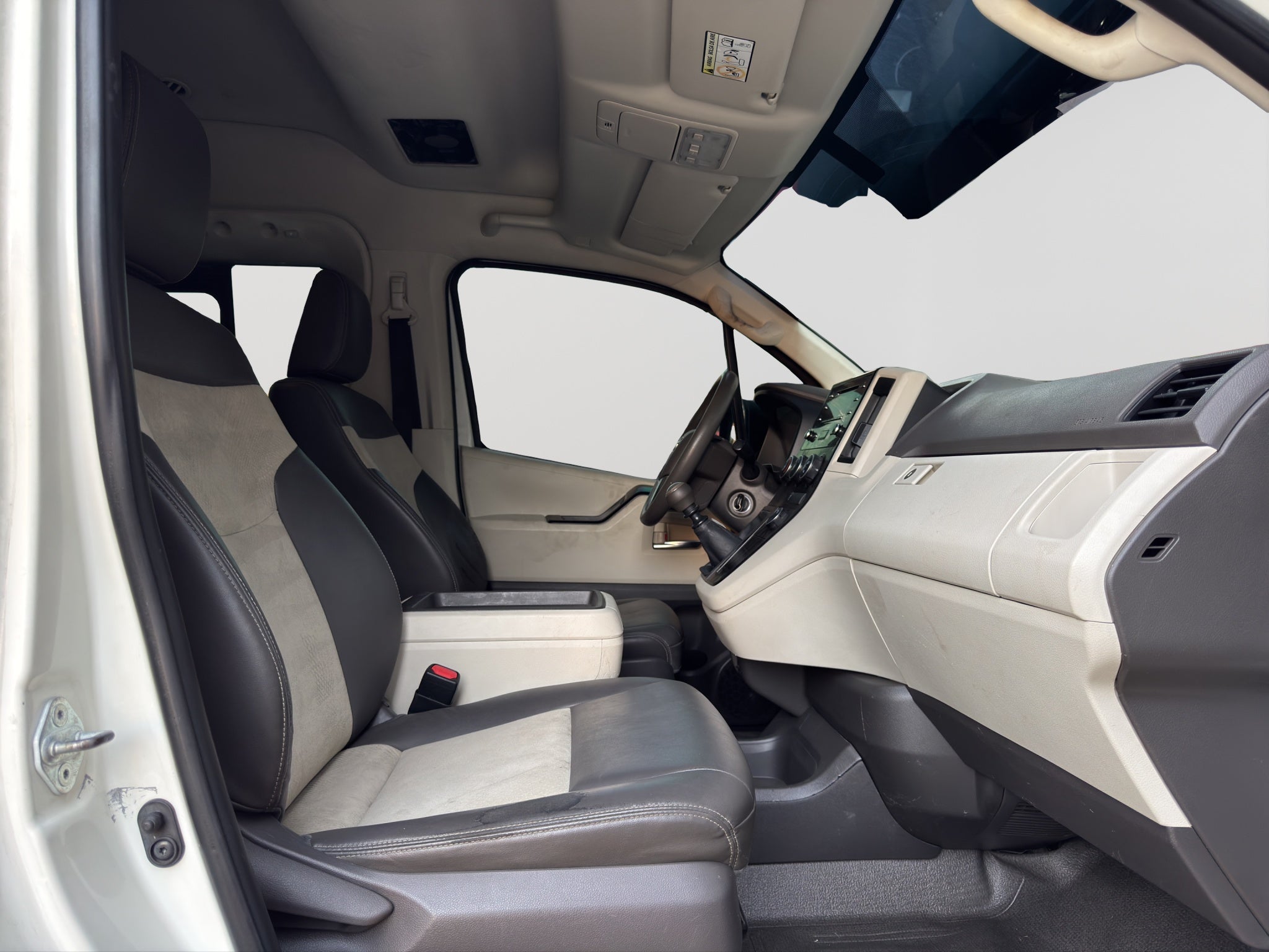 2021 Toyota HIACE 4 PTS GL TM5 12 PAS