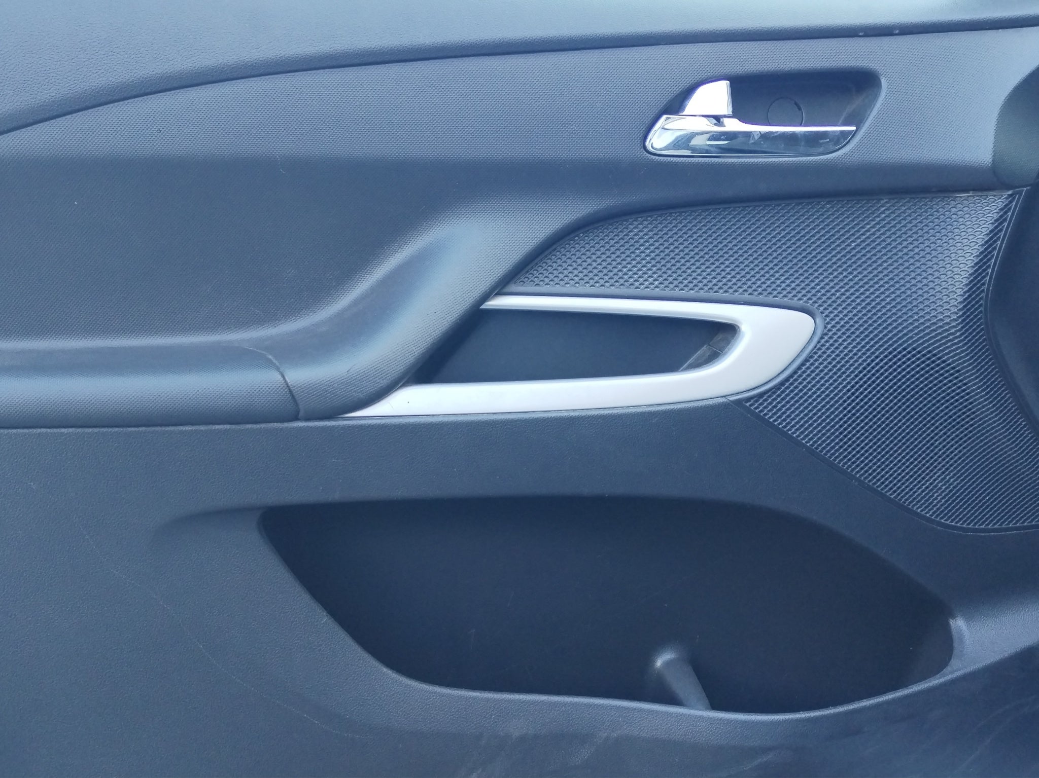 2020 Chevrolet AVEO 4 PTS LS TM5 AAC R-14