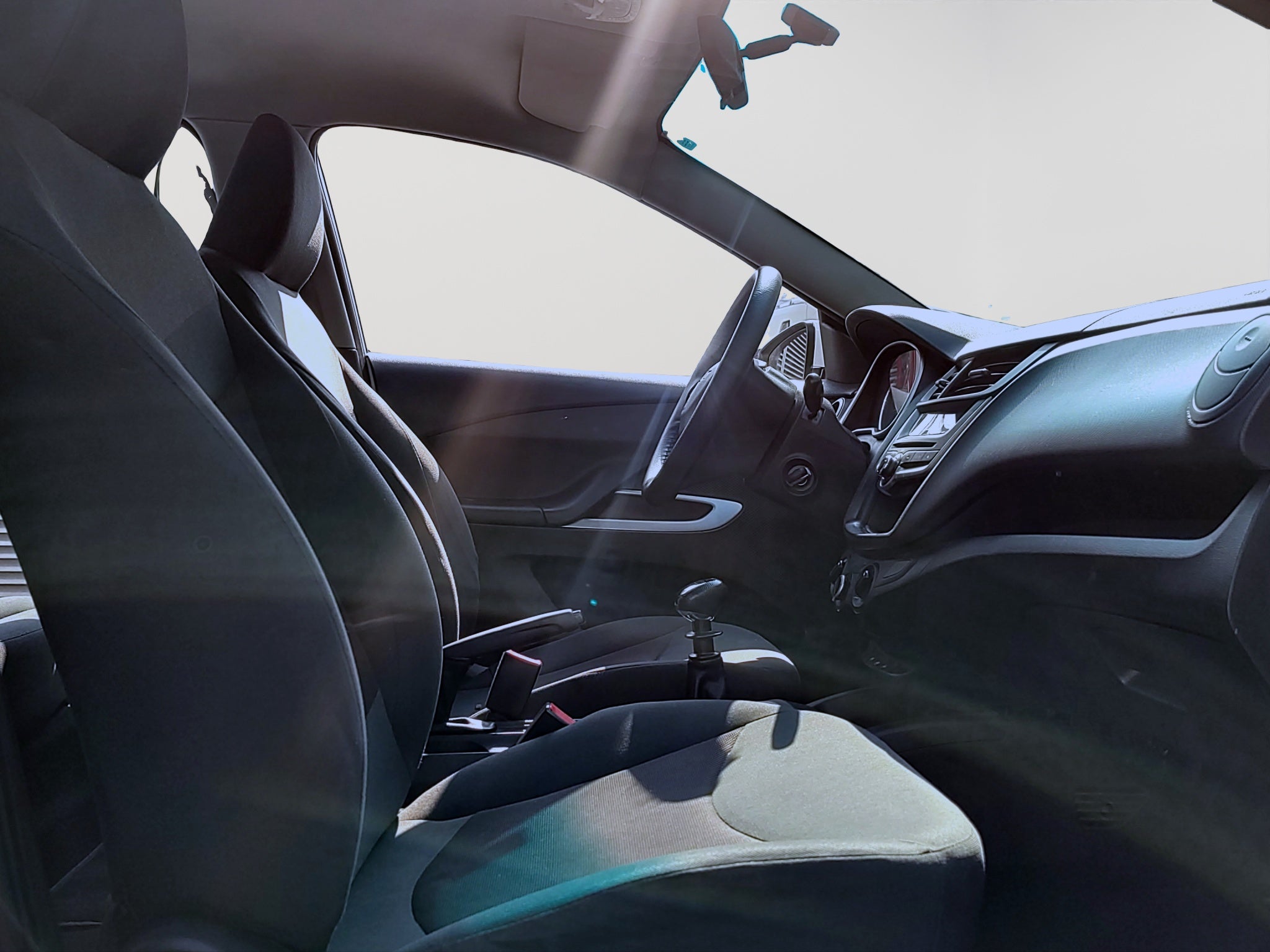 2020 Chevrolet AVEO 4 PTS LS TM5 AAC R-14