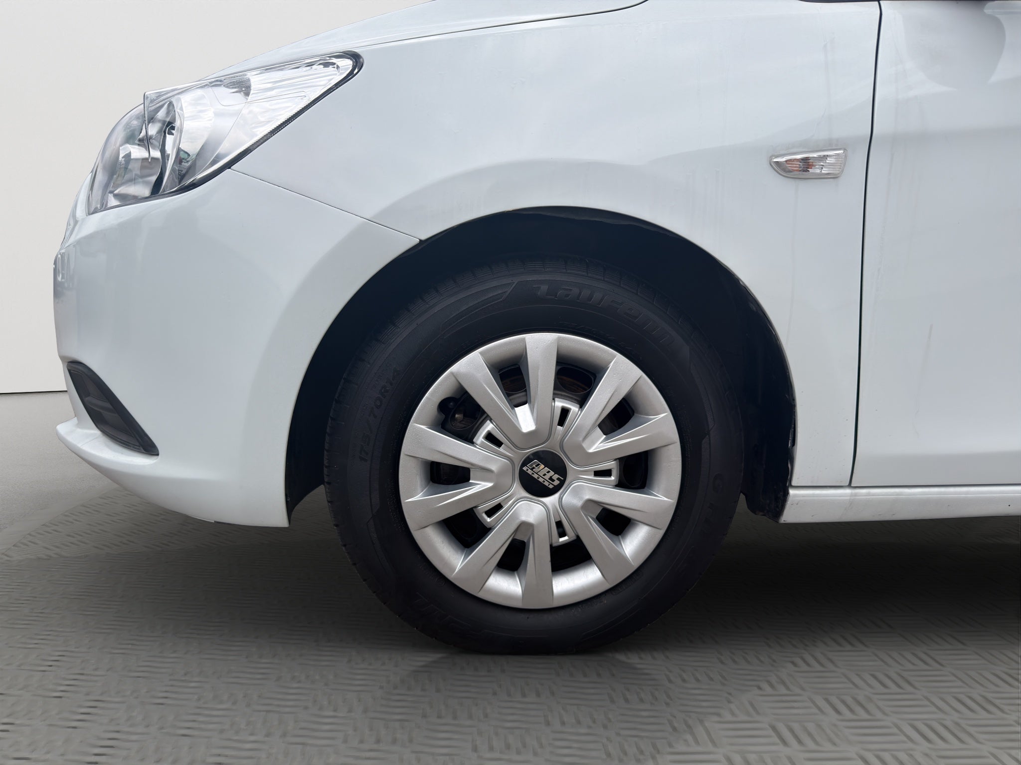 2020 Chevrolet AVEO 4 PTS LS TM5 AAC R-14
