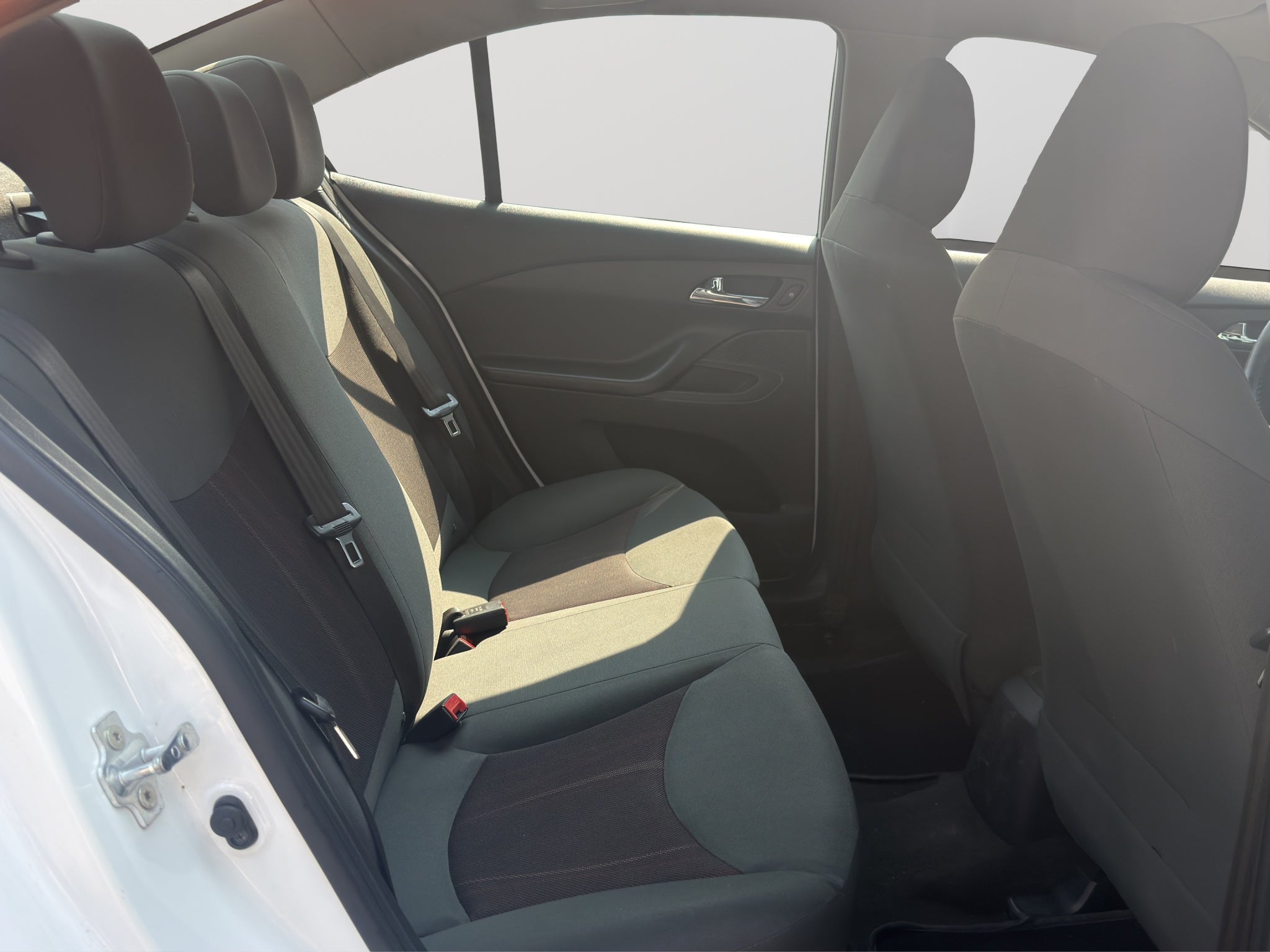 2020 Chevrolet AVEO 4 PTS LS TM5 AAC R-14