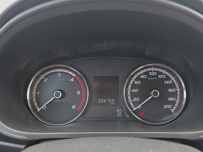 2023 Mitsubishi L200 4 PTS GLX CABINA DOBLE 24TD TM5 4X4