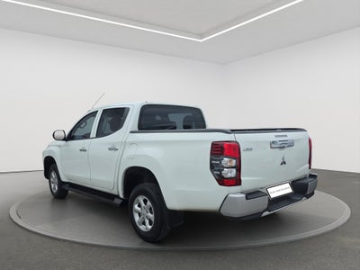 2023 Mitsubishi L200 4 PTS GLX CABINA DOBLE 24TD TM5 4X4
