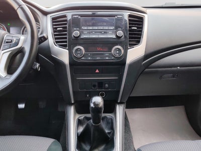 2022 Mitsubishi L200 4 PTS GLX CABINA DOBLE 24TD TM5 4X4