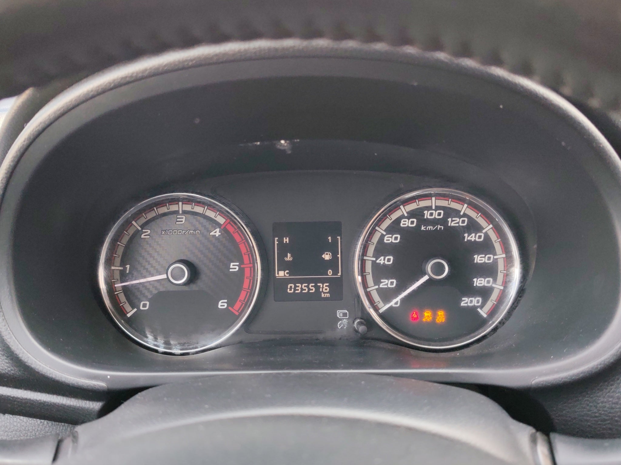 2022 Mitsubishi L200 4 PTS GLX CABINA DOBLE 24TD TM5 4X4