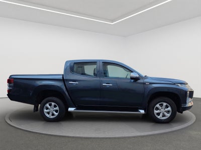 2022 Mitsubishi L200 4 PTS GLX CABINA DOBLE 24TD TM5 4X4