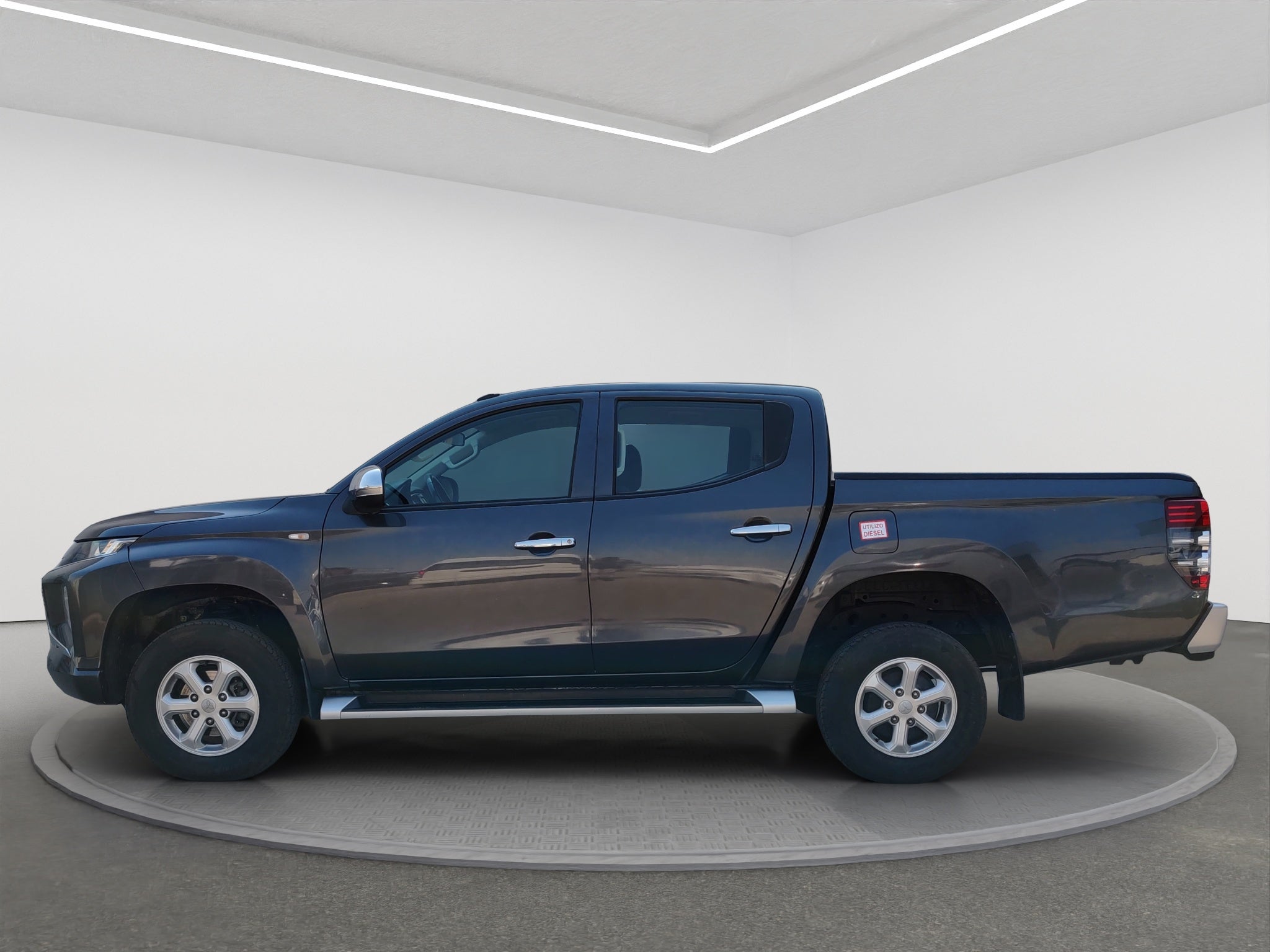 2022 Mitsubishi L200 4 PTS GLX CABINA DOBLE 24TD TM5 4X4