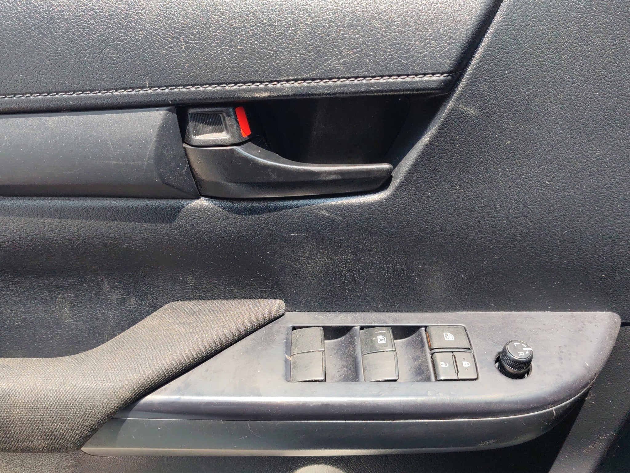 2022 Toyota HILUX 4 PTS DOBLE CAB TD TM6 AAC RA-17 4X4