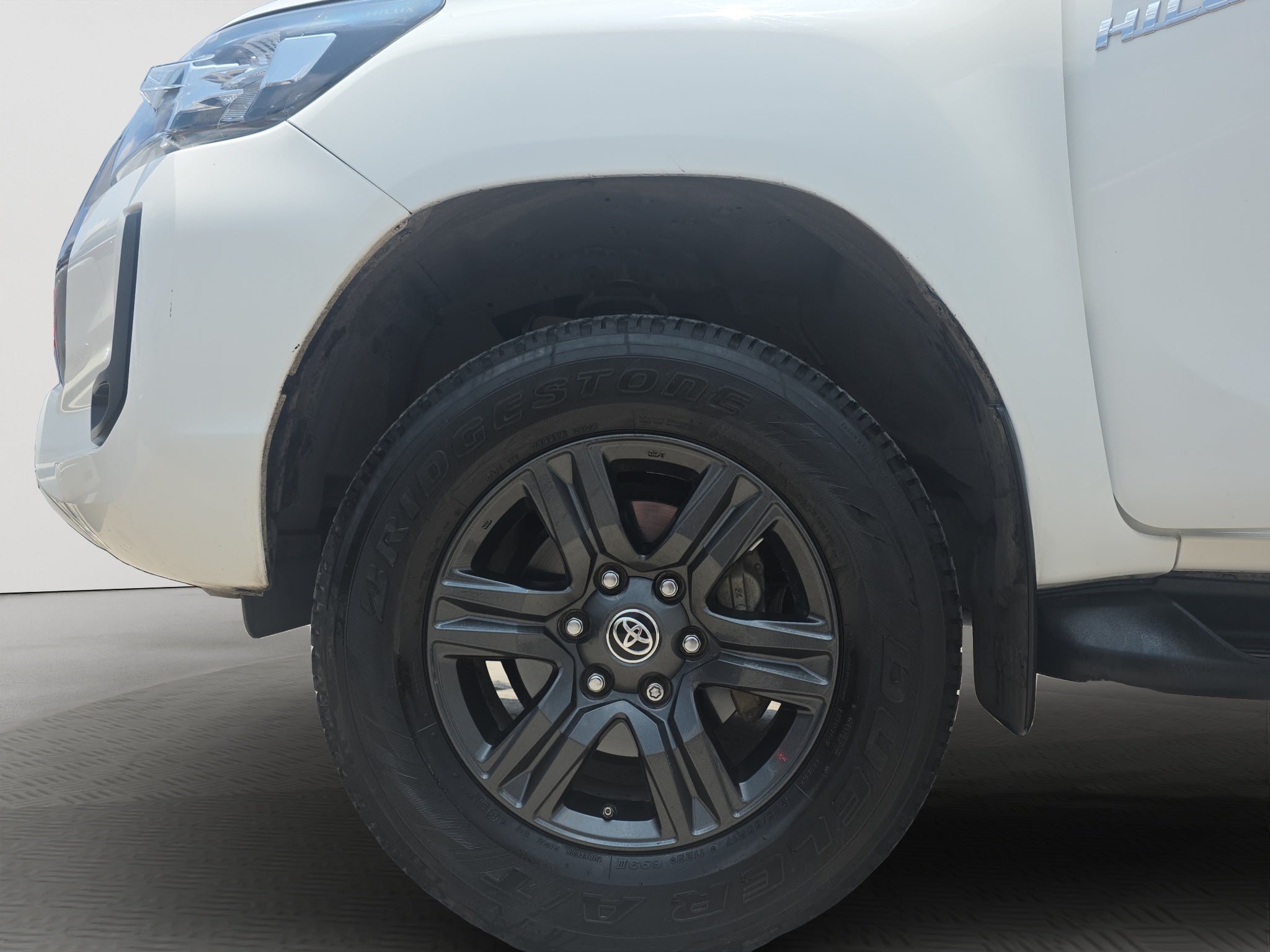 2024 Toyota HILUX 4P DOBLE CABINA SR L42.7 MAN
