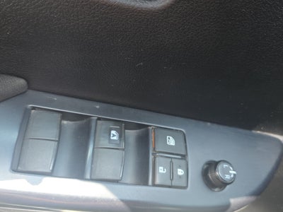 2024 Toyota HILUX 4P DOBLE CABINA SR L42.7 MAN