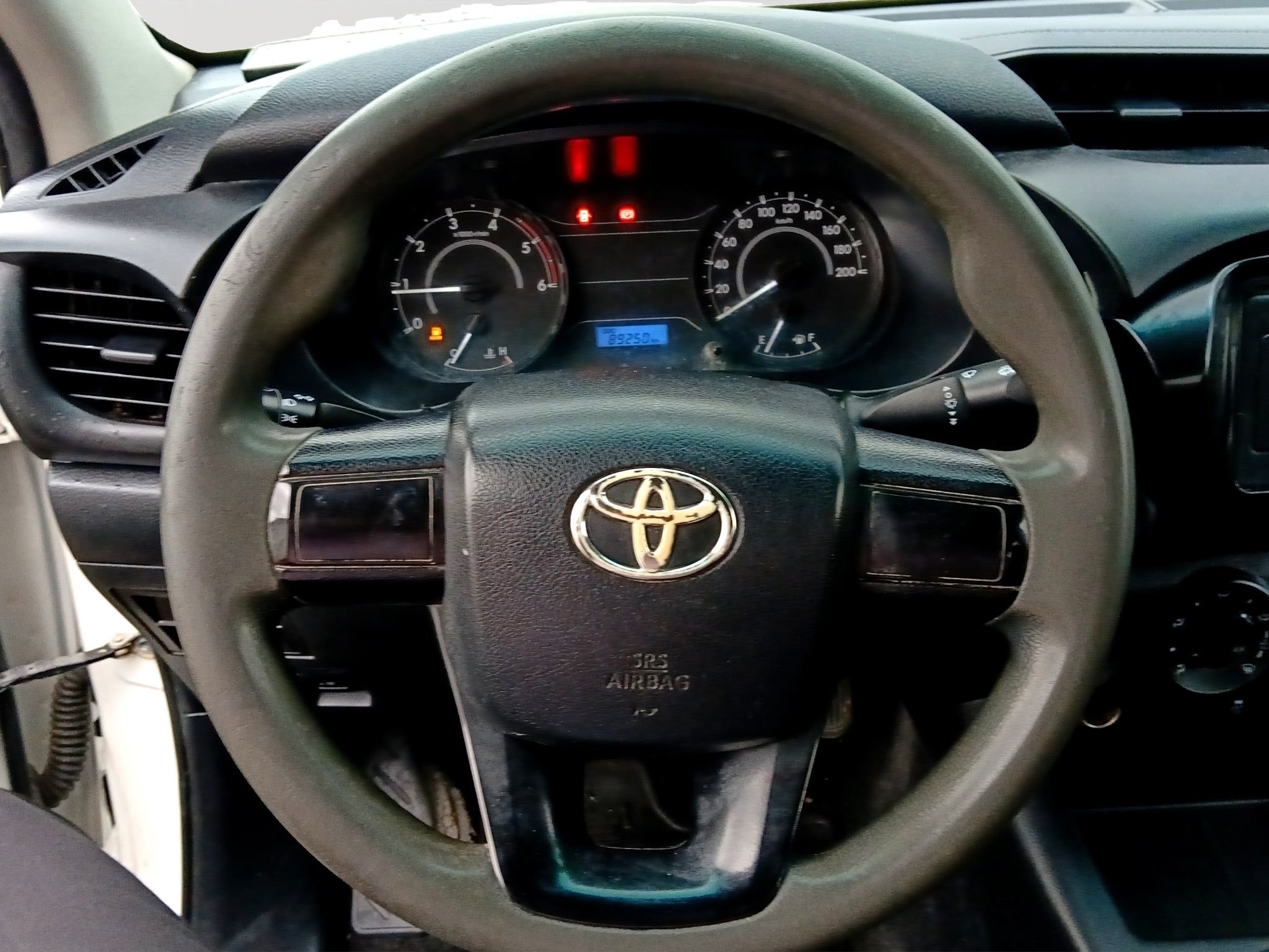 2020 Toyota HILUX 4 PTS DOBLE CAB BASE TM5 AAC VE DEL