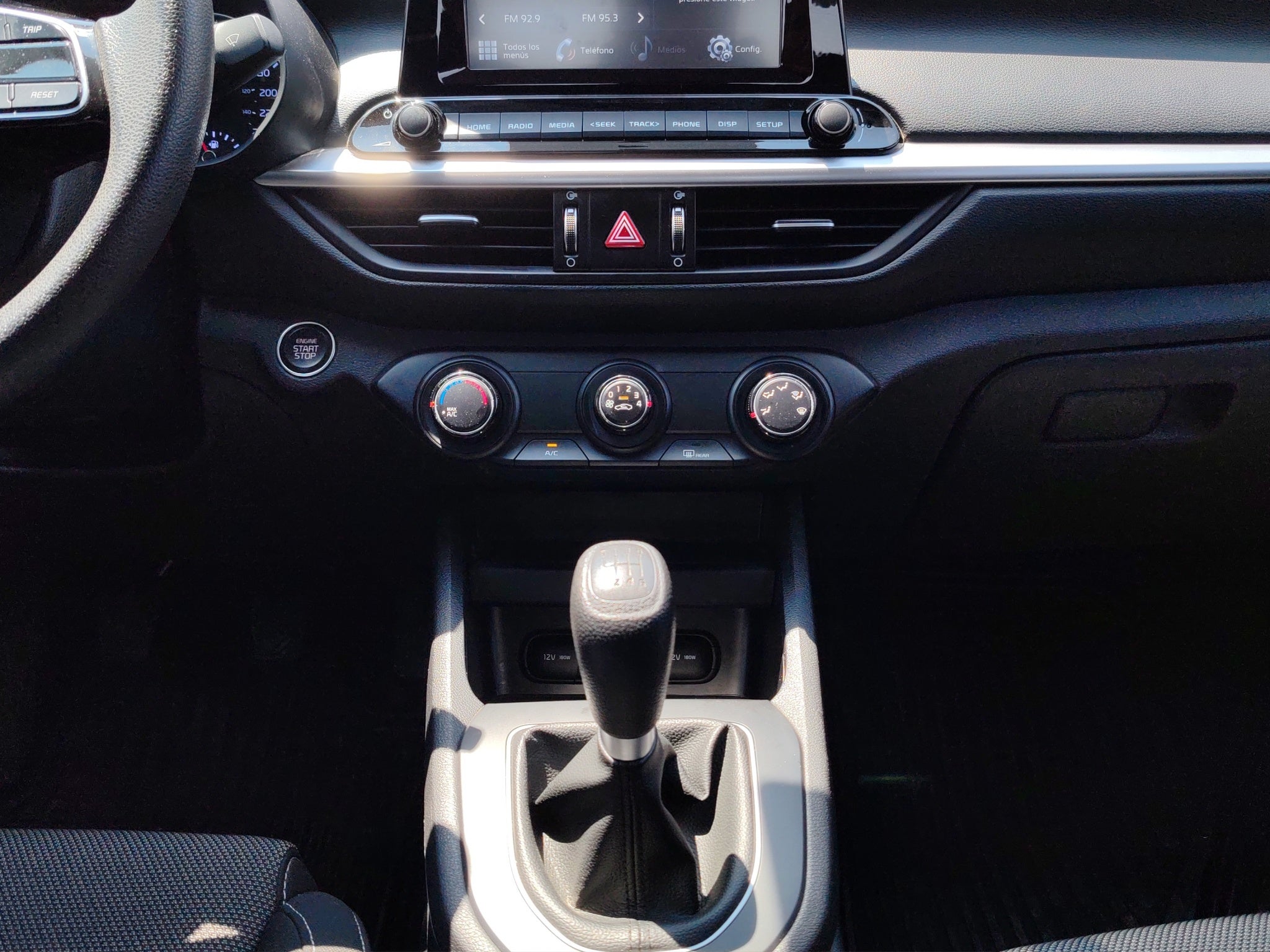 2024 Kia FORTE 4P LX L42.0 MAN