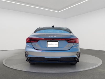 2024 Kia FORTE 4P LX L42.0 MAN