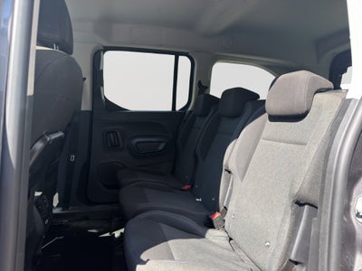 2023 PEUGEOT RIFTER 5 PTS ALLURE PACK 12T TM5 AAC 7 PAS R-16