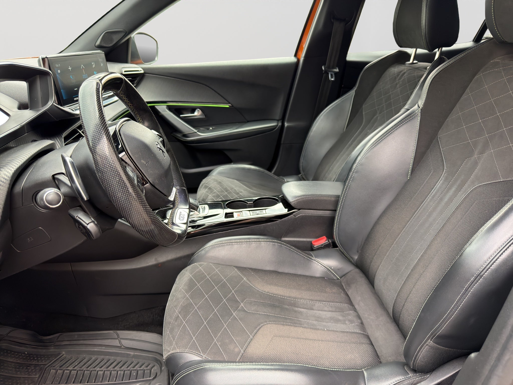 2022 PEUGEOT 2008 5 PTS GT LINE 12T 130 HP TA F LED TP RA-17