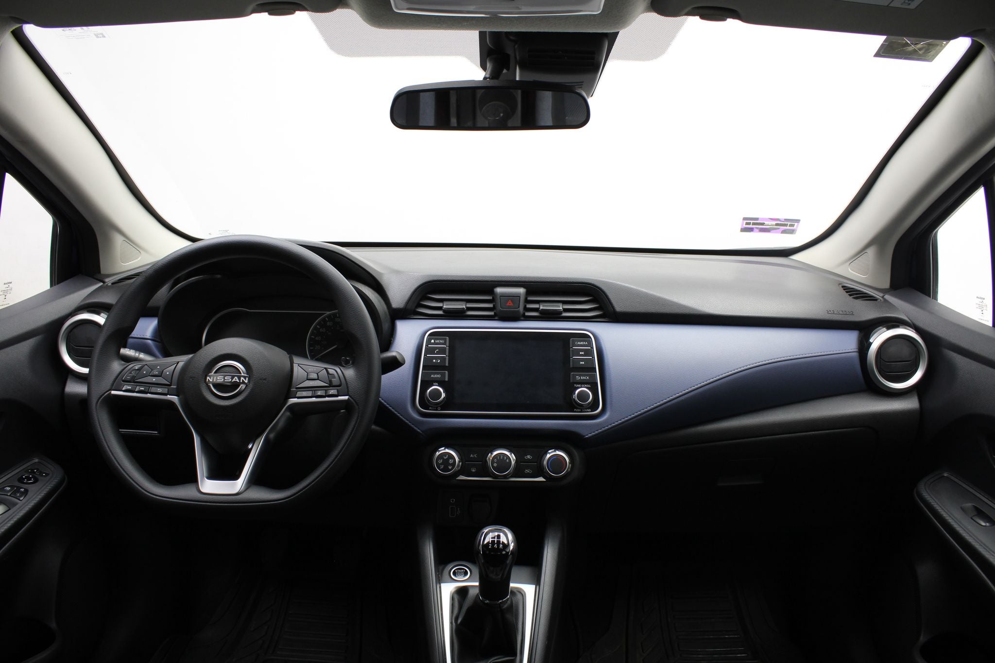 2024 Nissan Versa 1.6 Advance Mt