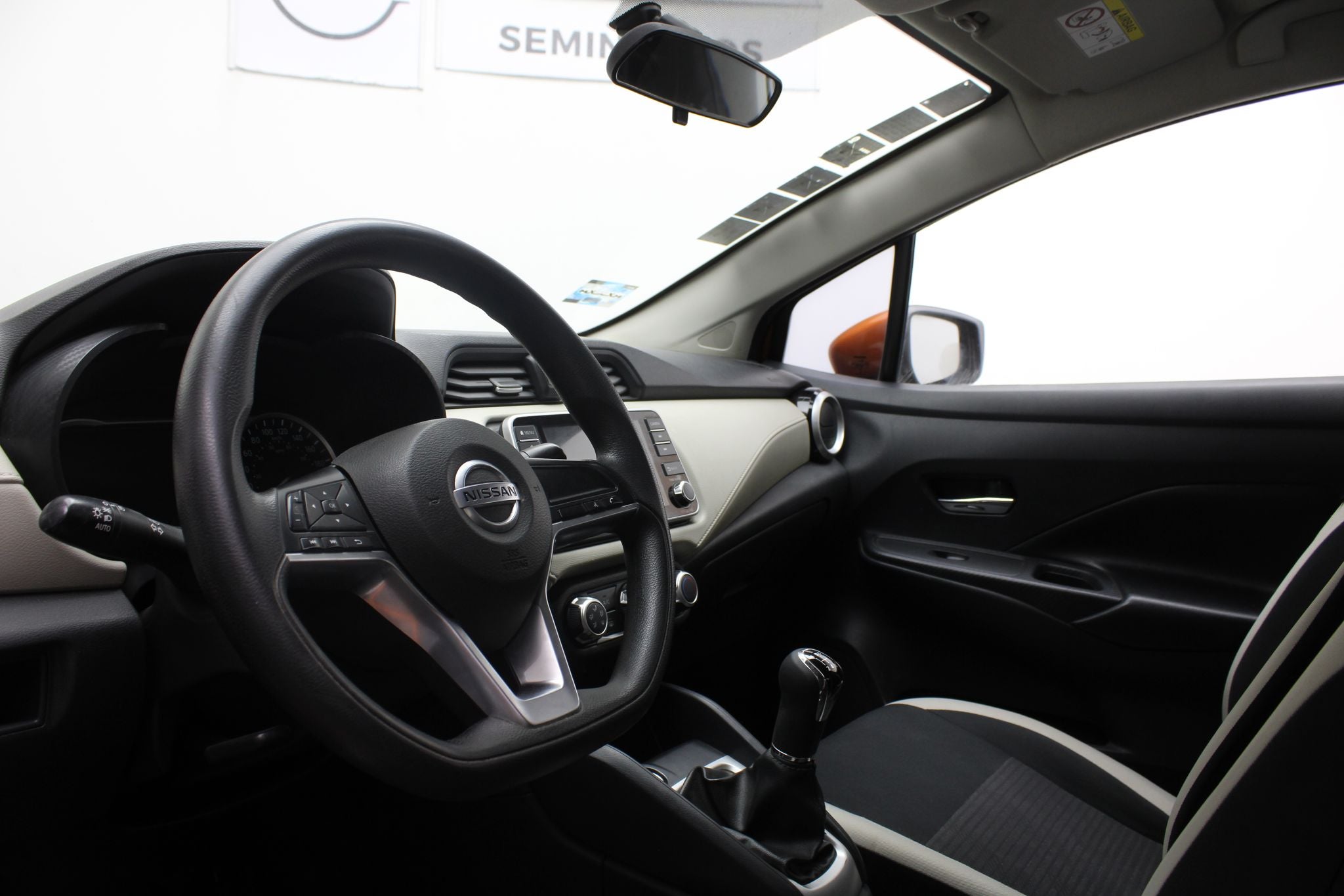 2020 Nissan Versa 1.6 Advance Mt