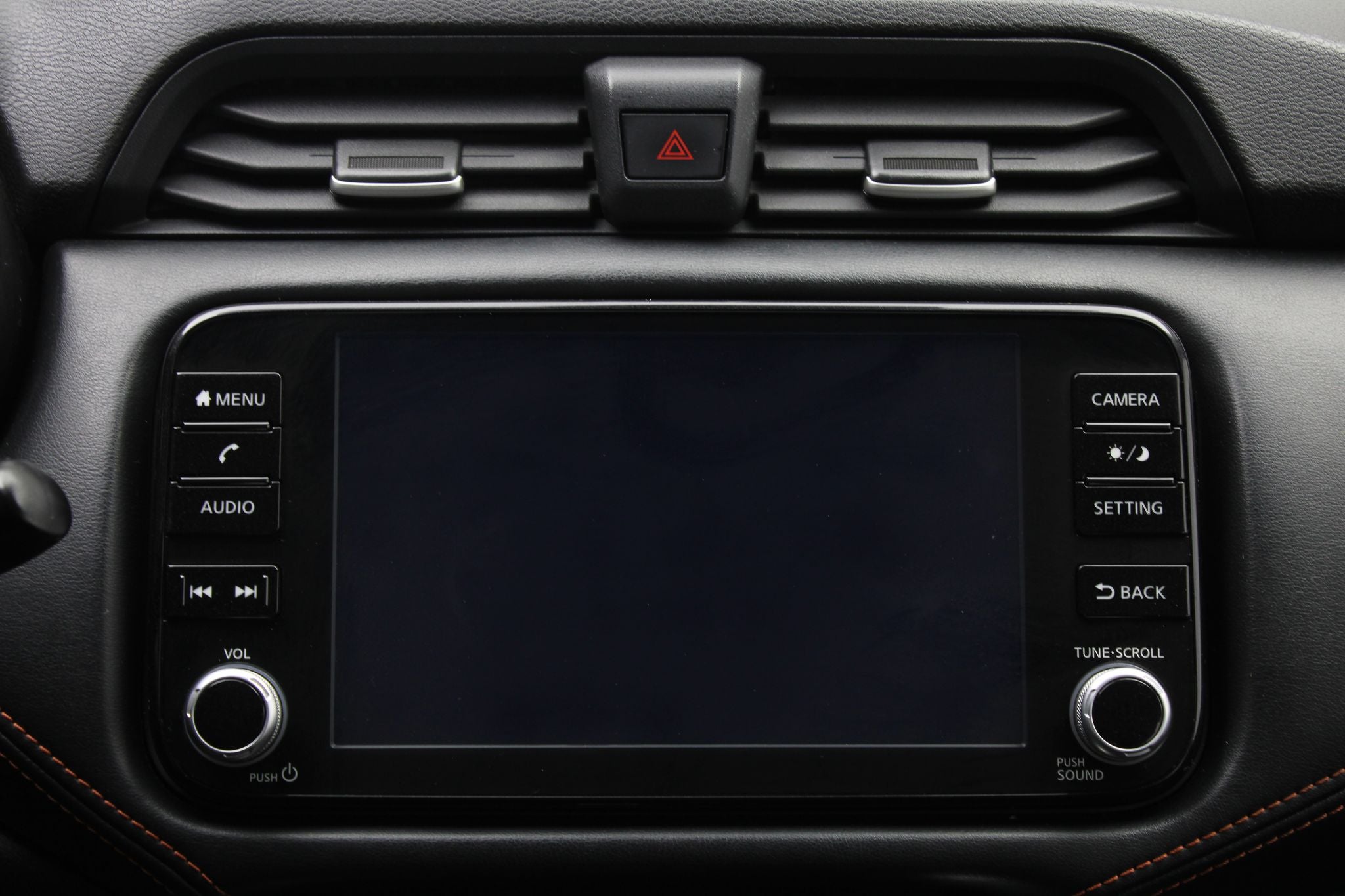 2023 Nissan Versa 1.6 Sr At