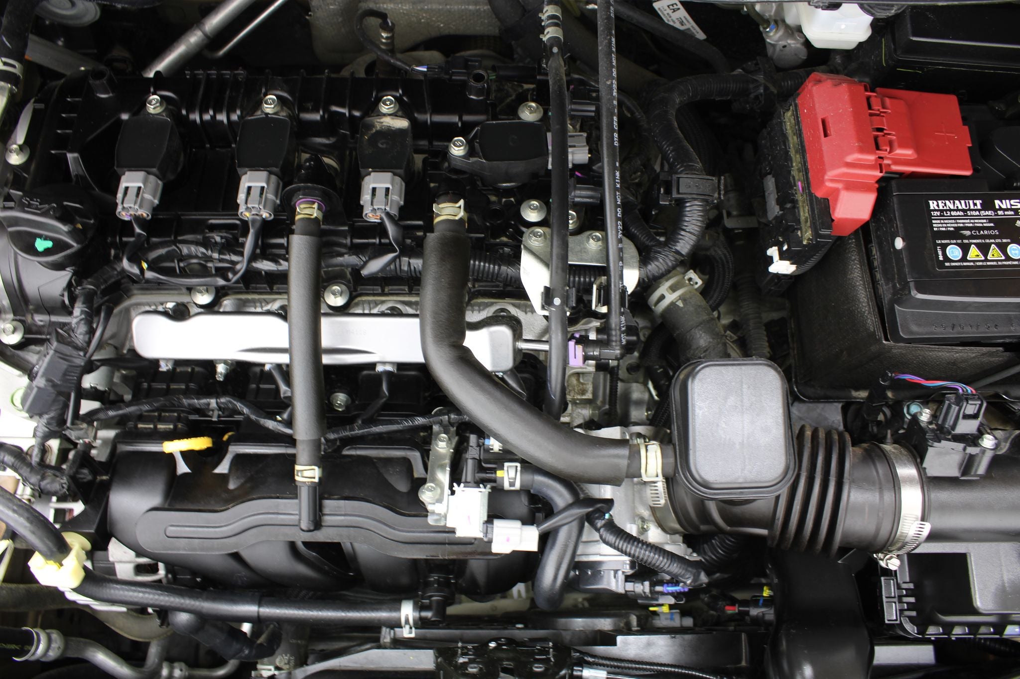 2024 Nissan Versa 1.6 SR At
