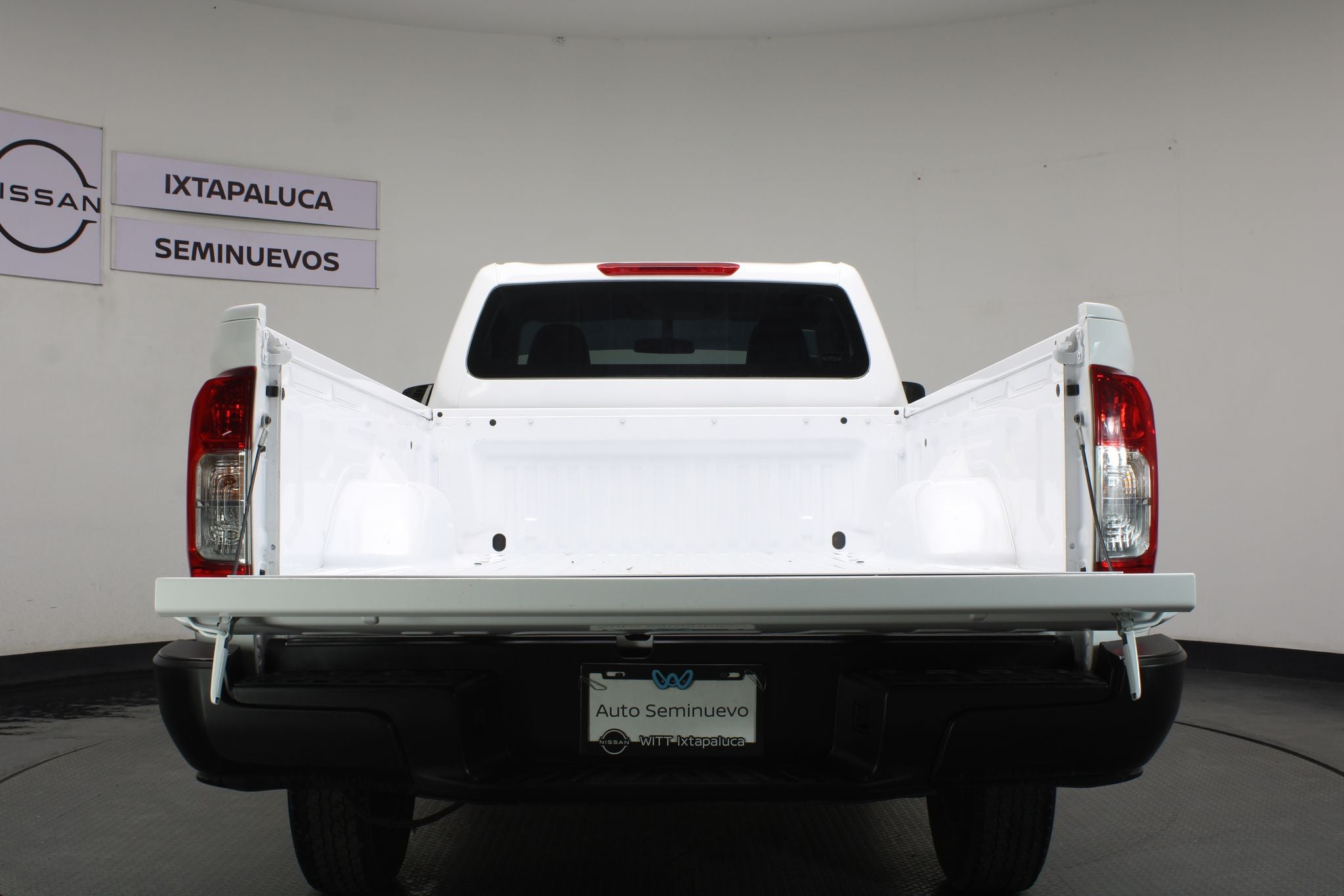 2021 Nissan NP300 2.5 Pick-up Dh Aa Pack Seg Mt