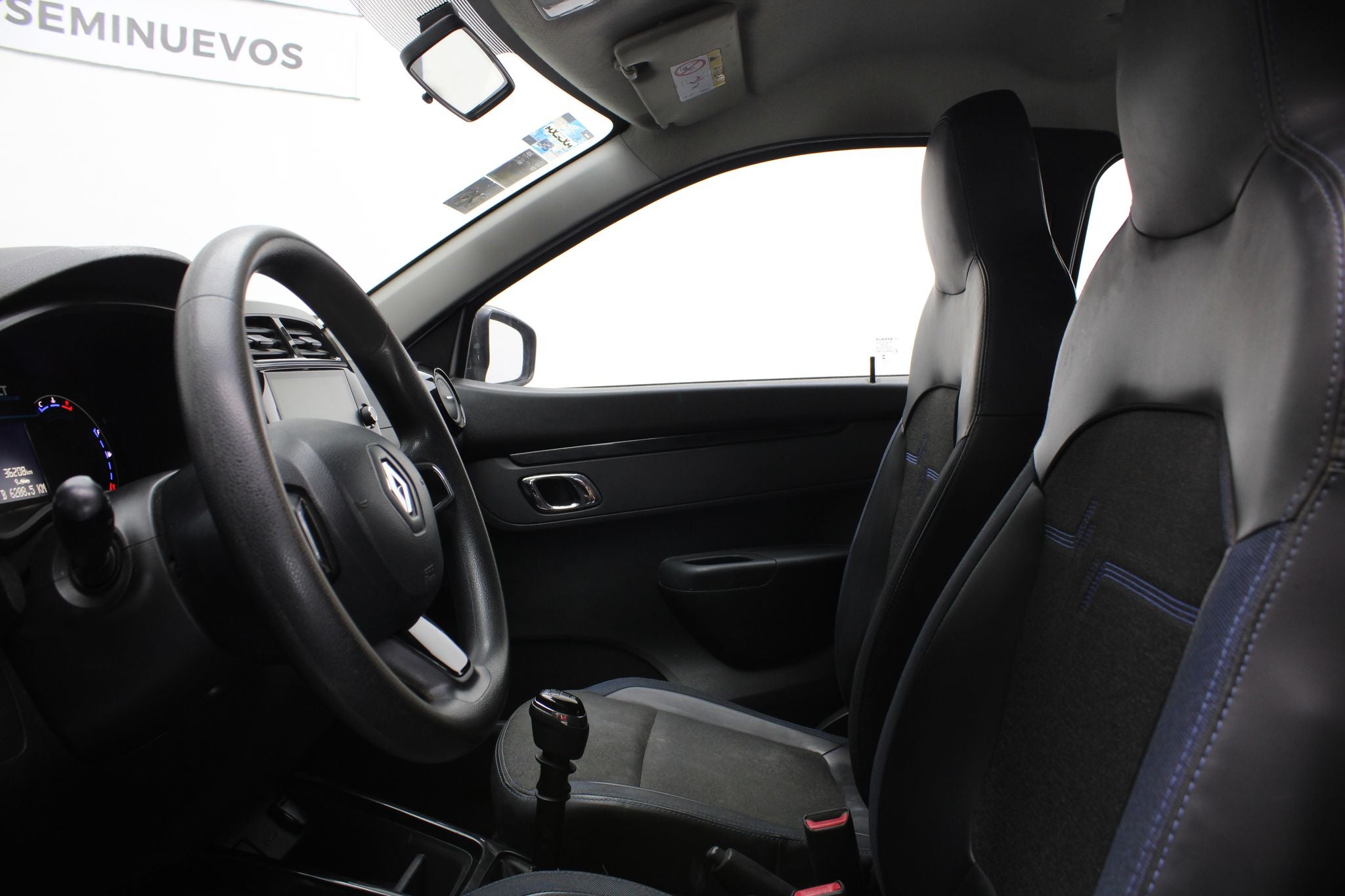 2024 Renault Kwid 1.0 Bitono Mt