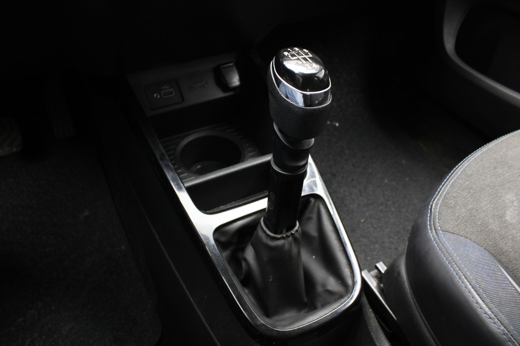 2024 Renault Kwid 1.0 Bitono Mt