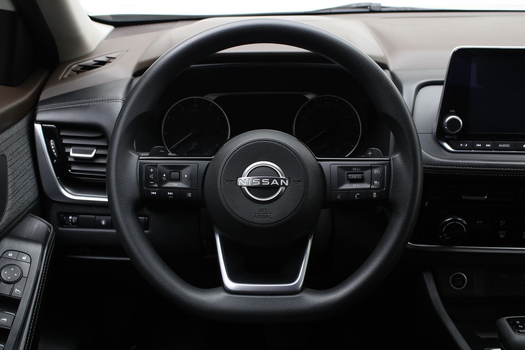 2023 Nissan X-Trail 2.5 Advance 2 Filas At