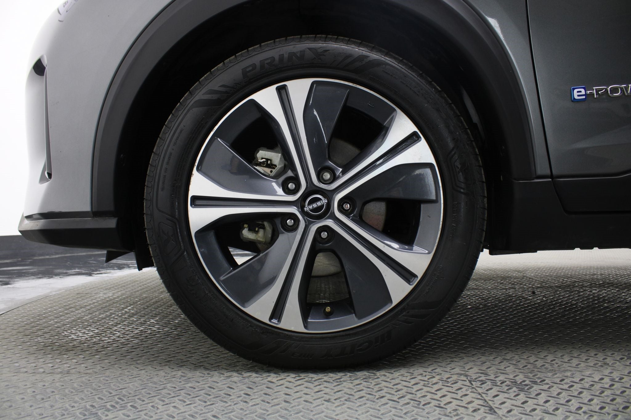 2023 Nissan Kicks E-Power Platinum