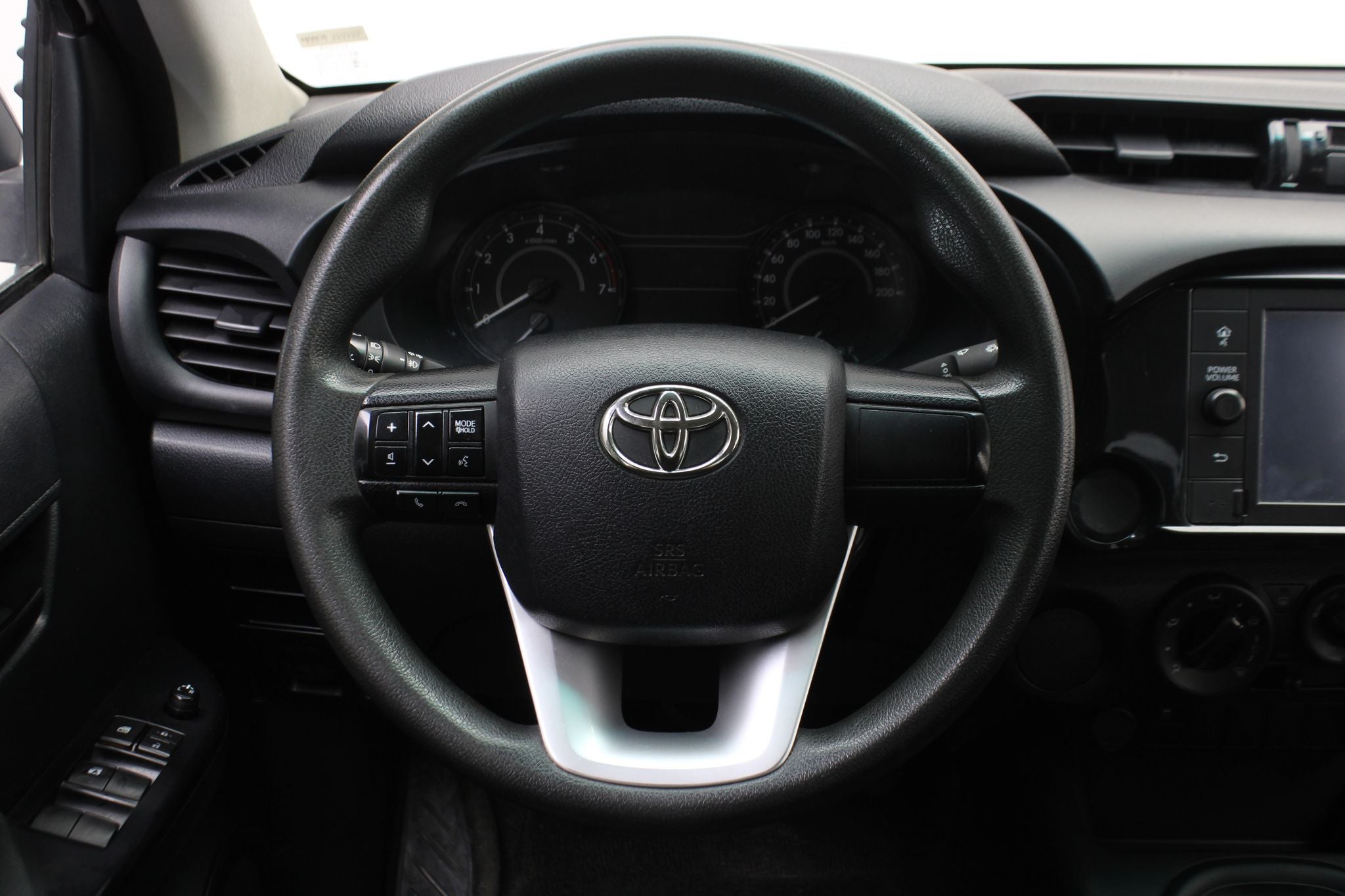 2021 Toyota Hilux 2.7 SR Doble Cabina Mt