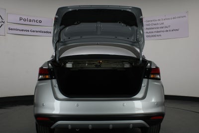 2021 Nissan Versa 1.6 Platinum Piel At