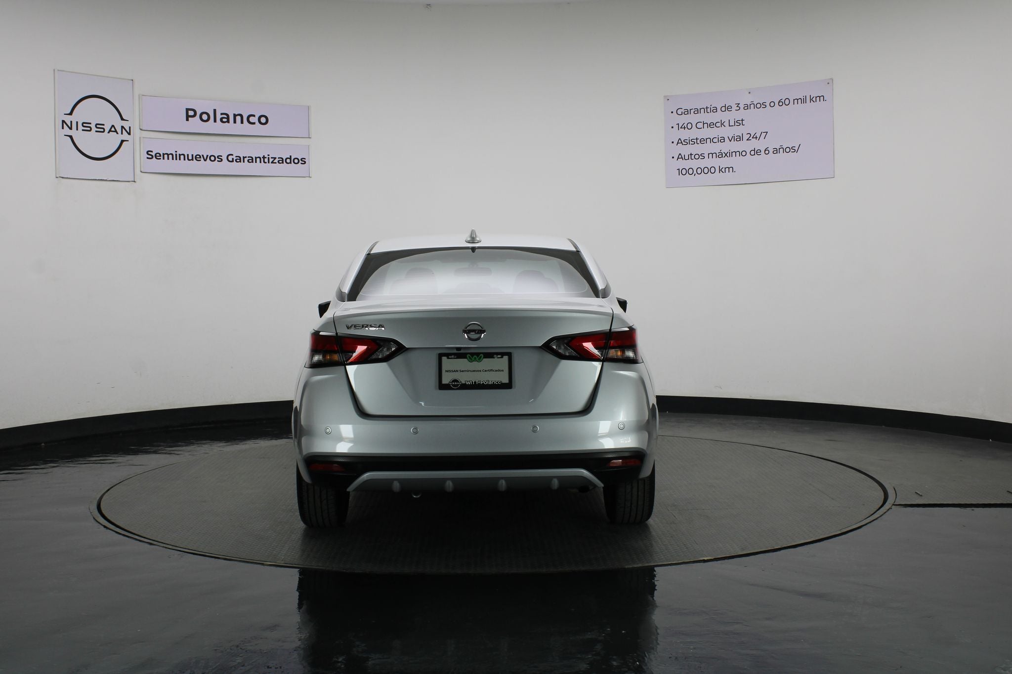 2021 Nissan Versa 1.6 Platinum Piel At