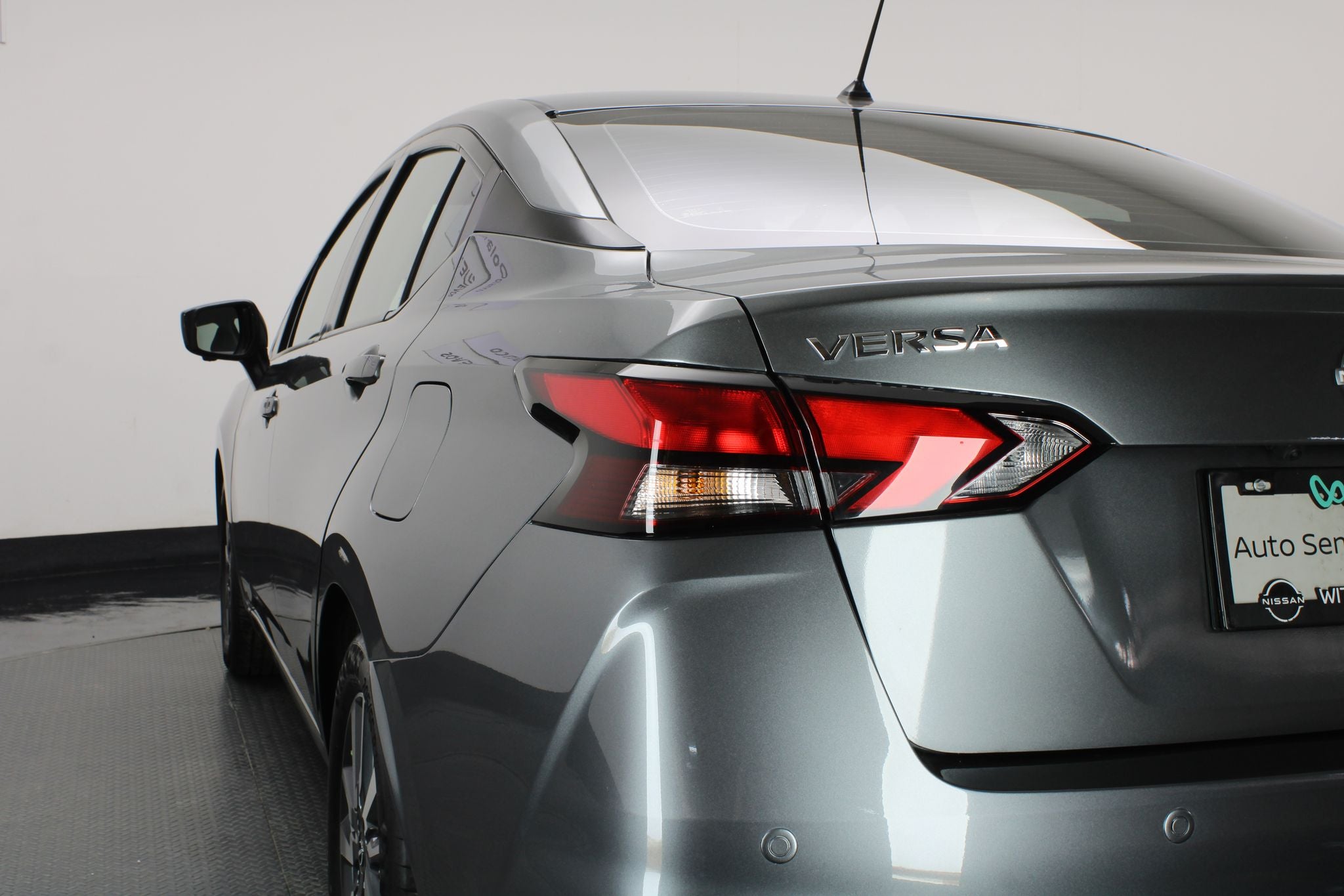 2024 Nissan Versa 1.6 Advance At