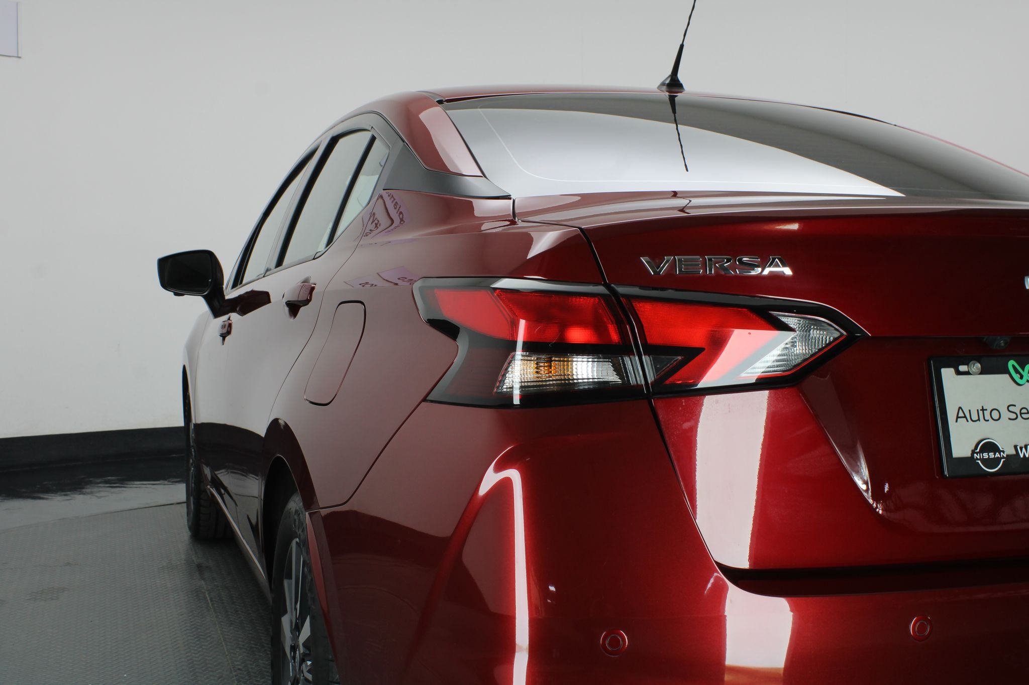 2024 Nissan Versa 1.6 Advance At