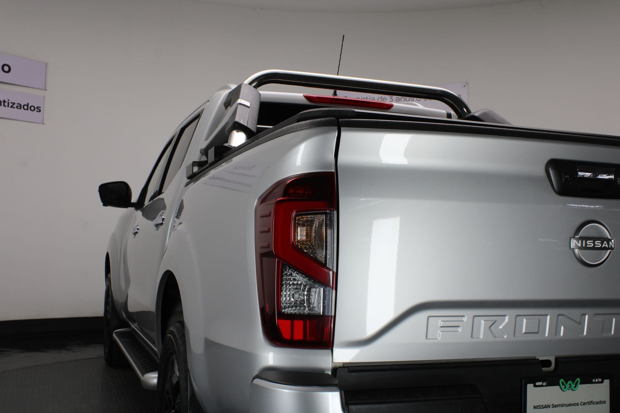 2023 Nissan Frontier 2.5 Le Platinum At