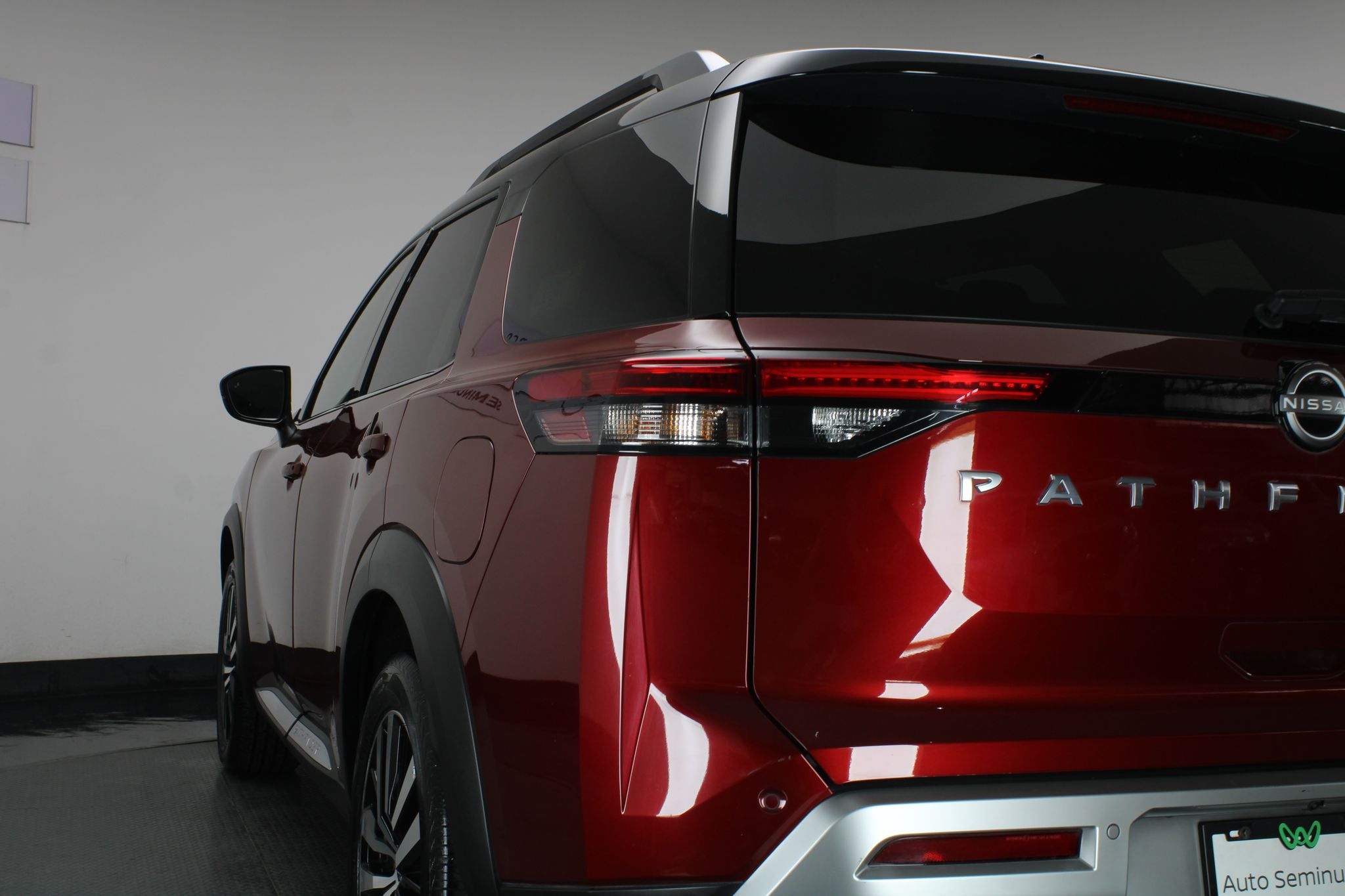 2023 Nissan Pathfinder 3.5 Platinum At