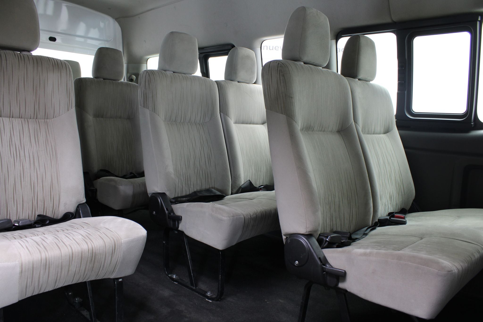 2022 Nissan Urvan 2.5 15 Pas Amplia Aa Mt