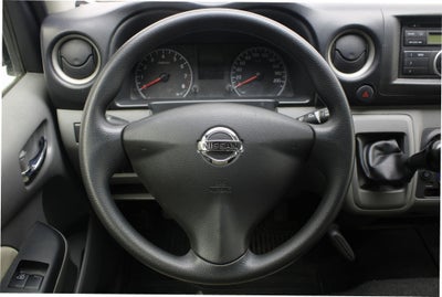 2022 Nissan Urvan 2.5 15 Pas Amplia Aa Mt