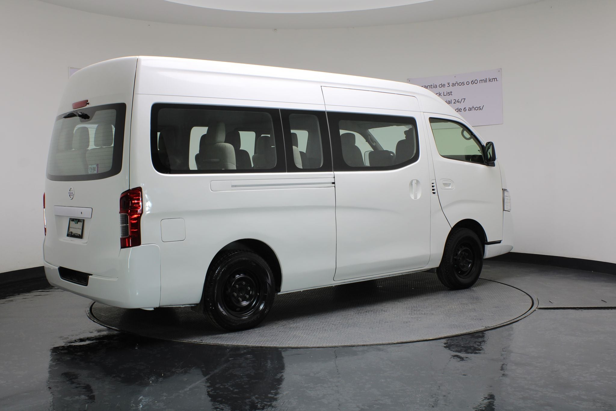 2022 Nissan Urvan 2.5 15 Pas Amplia Aa Mt