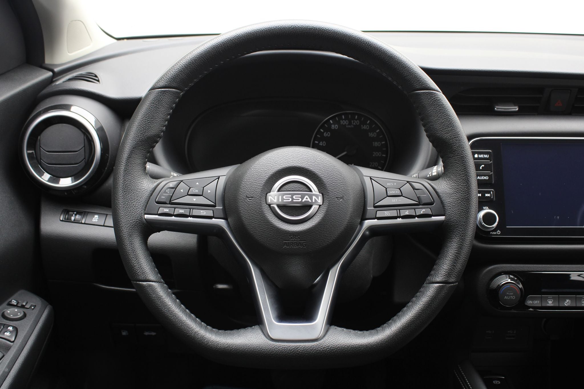 2024 Nissan Kicks E-Power Advance At