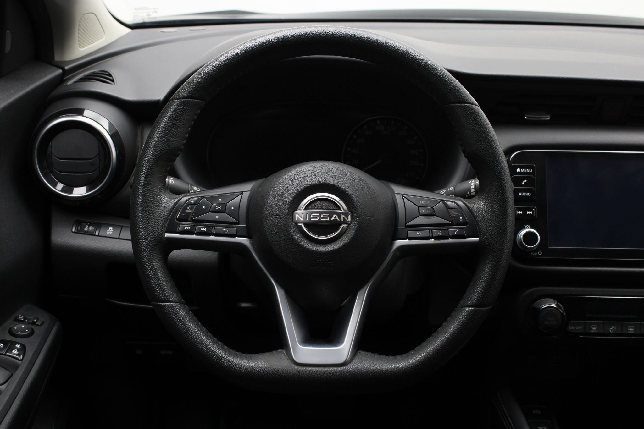 2023 Nissan Kicks E-Power Platinum