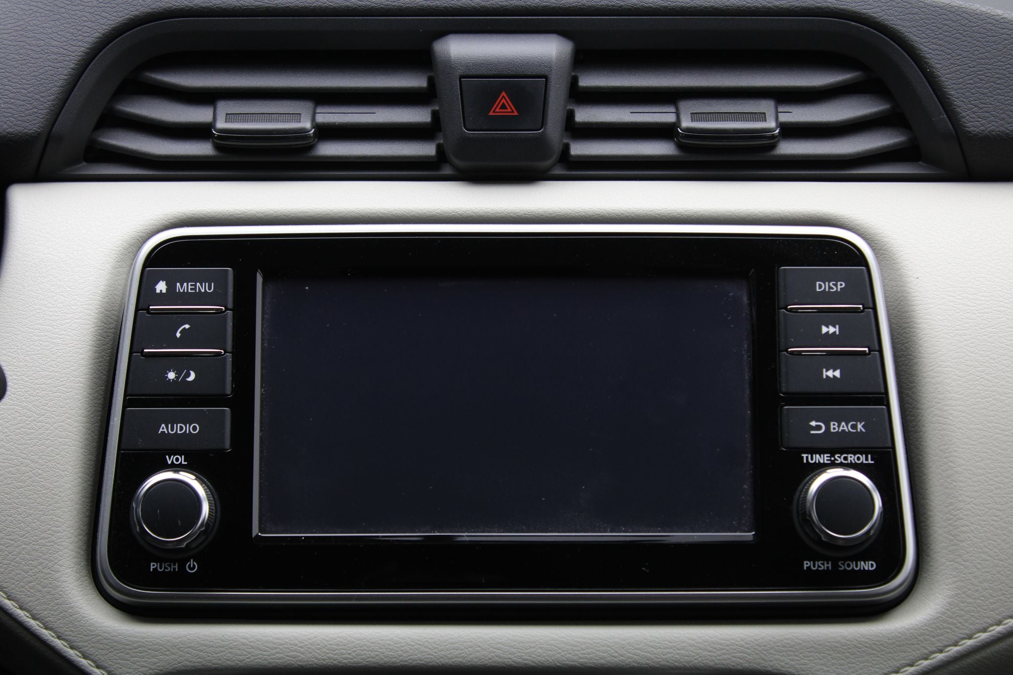 2021 Nissan Versa 1.6 Advance Mt