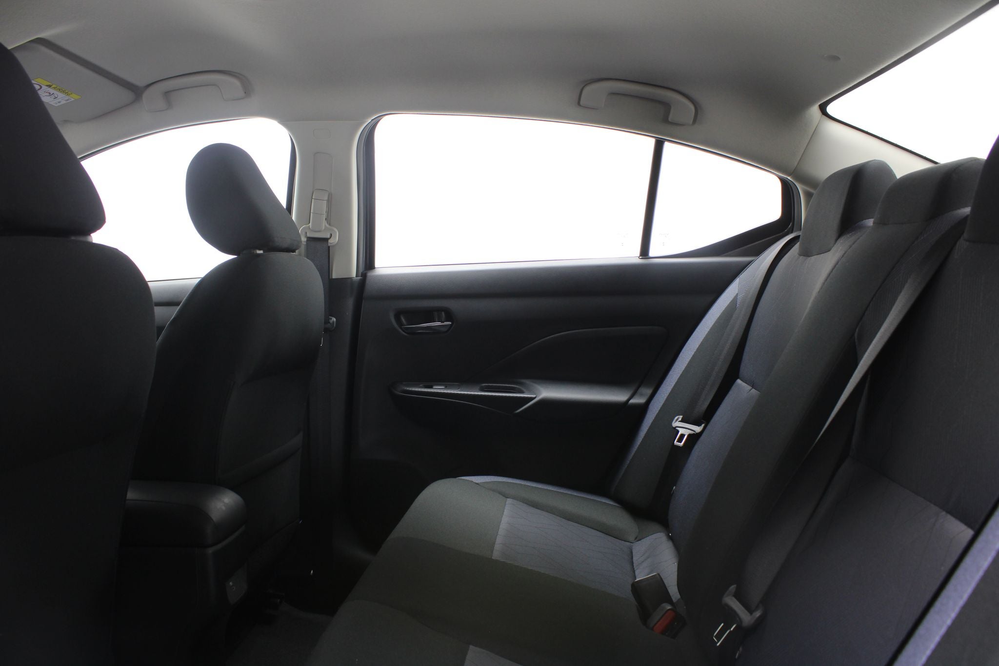 2025 Nissan Versa 1.6 Advance At