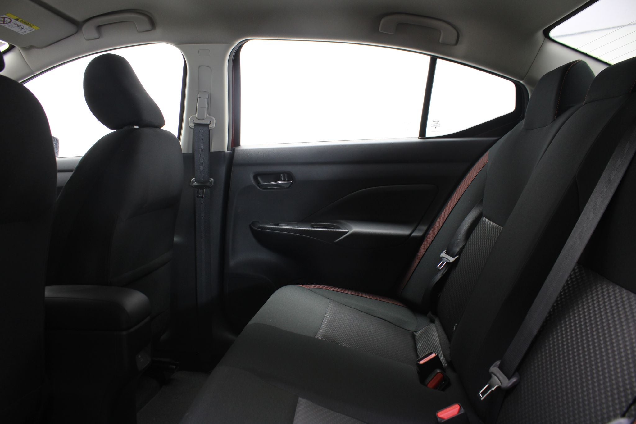 2025 Nissan Versa 1.6 SR At