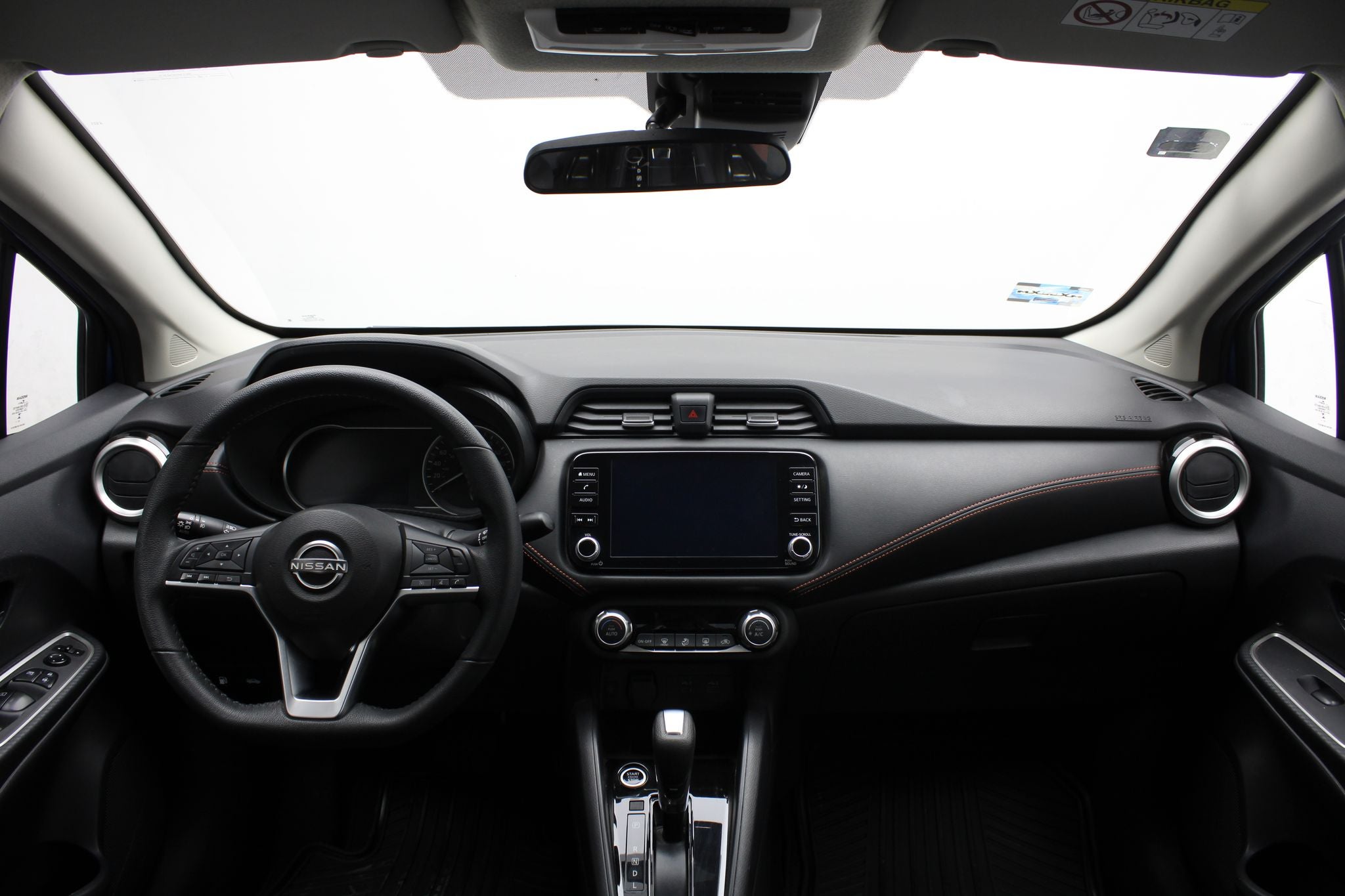 2024 Nissan Versa 1.6 SR At