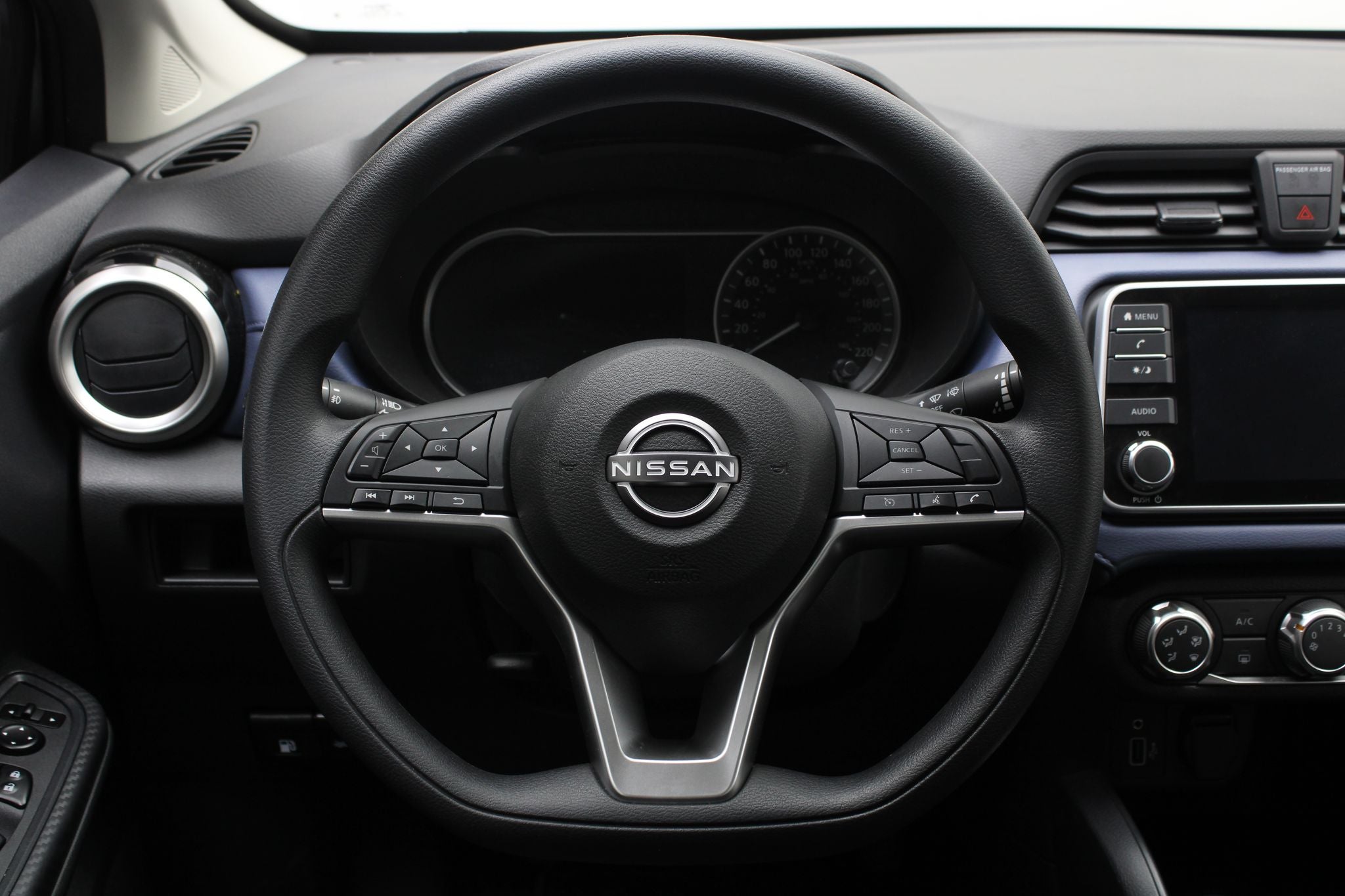 2025 Nissan Versa 1.6 Advance Mt