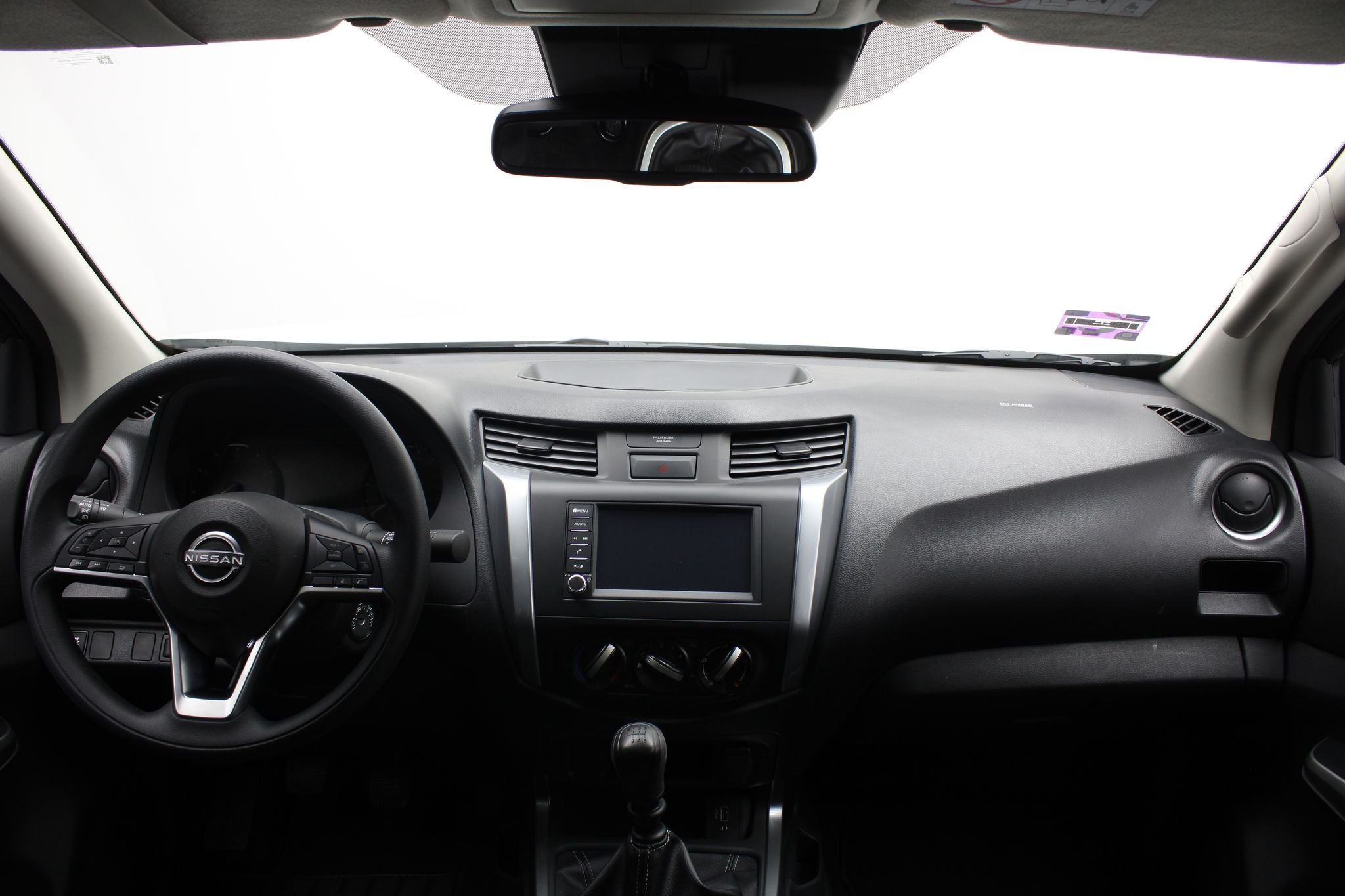 2025 Nissan Frontier 2.5 Doble Cabina LE 4x2 Mt