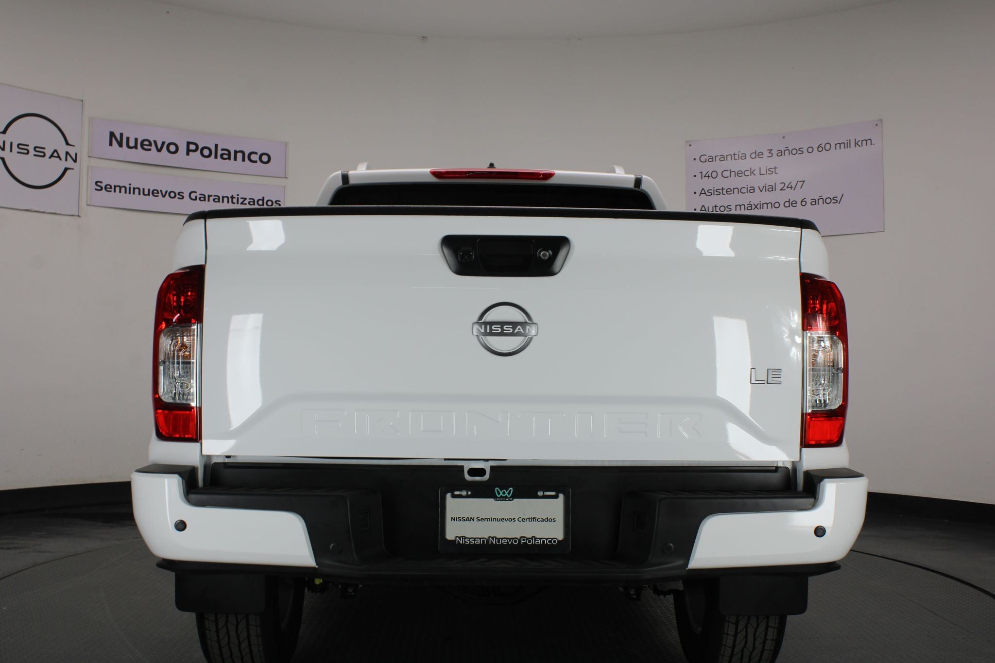 2025 Nissan Frontier 2.5 Doble Cabina LE 4x2 Mt
