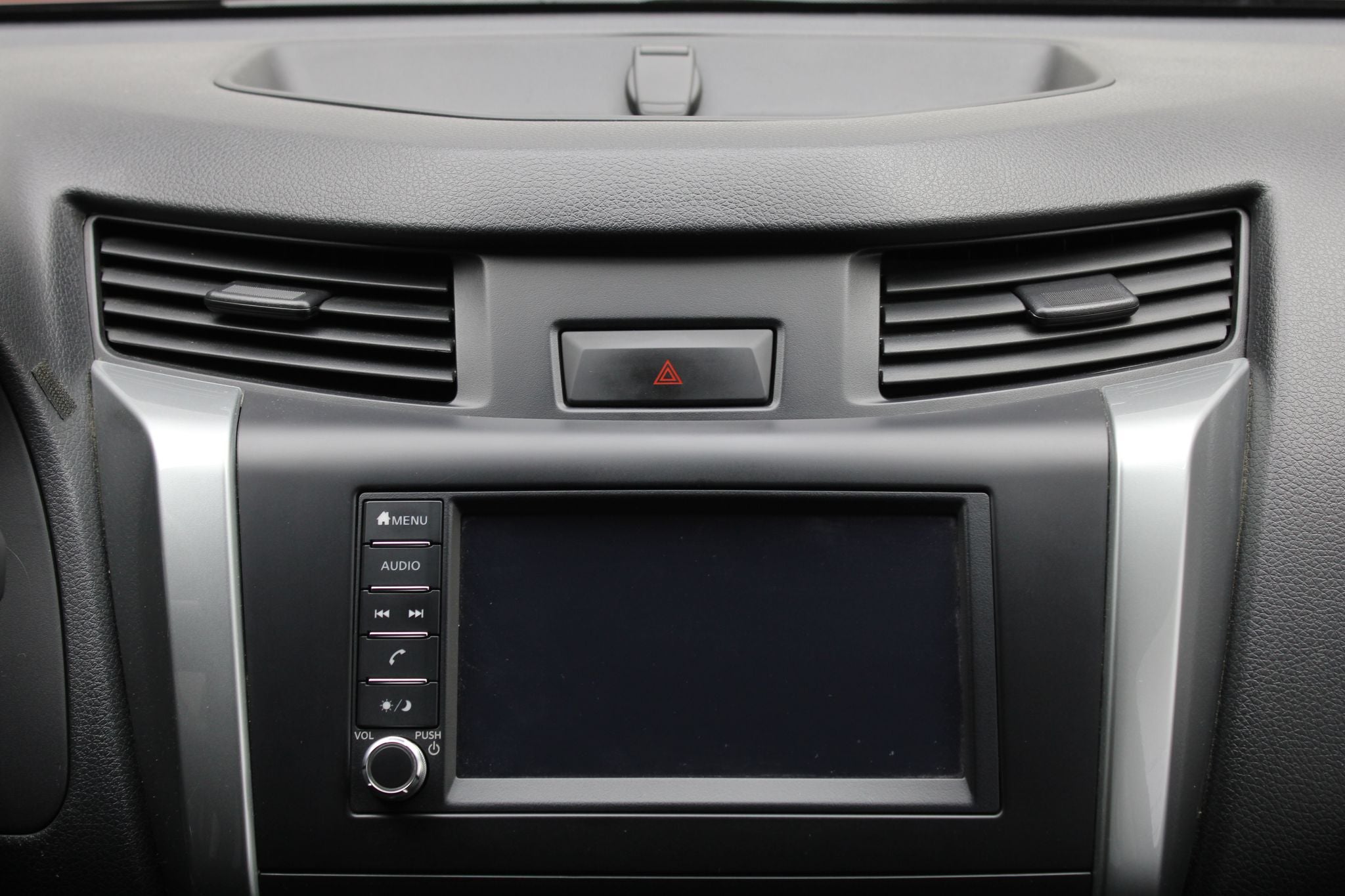 2023 Nissan Frontier 2.5 Le Mt